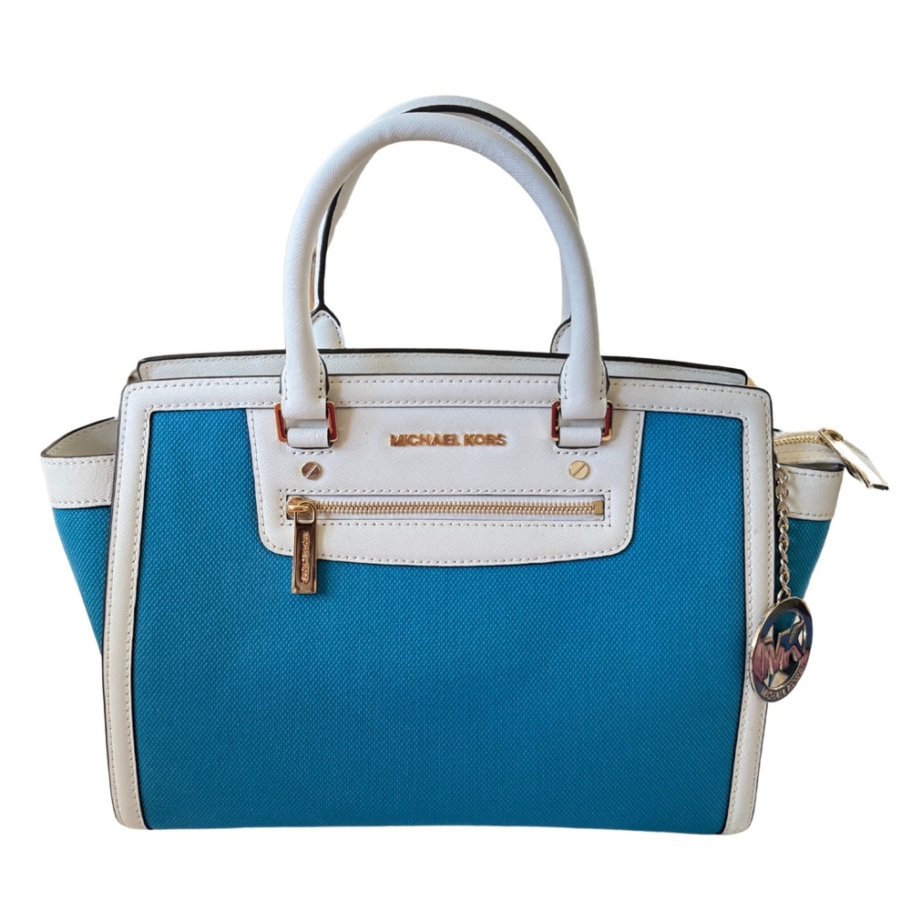 Michael Kors summer blue white Selma handbag. Summer blue, only used twice.